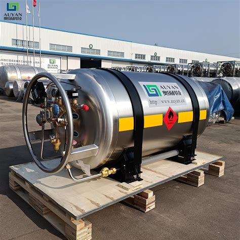 Cryogenic Vehicle Truck Gas Containers Lng Cryogenic Nitrogen Gas Cylinder Oxygen Tank China