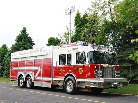 Wyckoff Fire Department Rescue 1