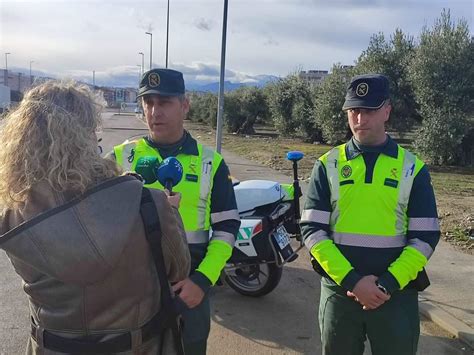 Más q Guardia Civil on Twitter El de hoy es para los dos agentes