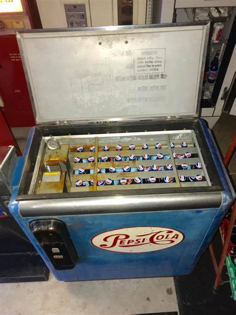 Old Sled Works Our Antique Pepsi Cooler Is Well Stocked