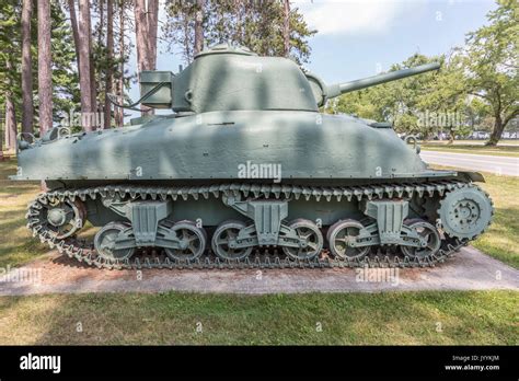 M4a1 Tank Sherman Fotos Und Bildmaterial In Hoher Auflösung Alamy