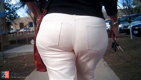 Mature Bums Hmmmmm ZB Porn