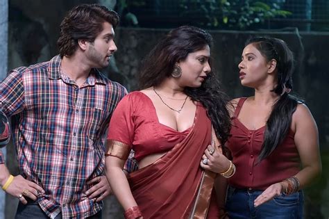 Lesbian Romance इन वब सरज म दखय गय ह बलड लसबयन रमस परवर स छपकर ह दख पएग