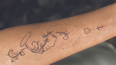 Tatuagem No Estilo Fineline Um Tra O Fino E Delicado Alcabones Tattoo