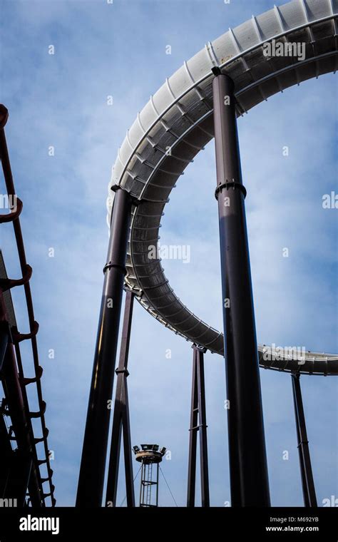 Blackpool pier funfair rides blackpool hi-res stock photography and ...