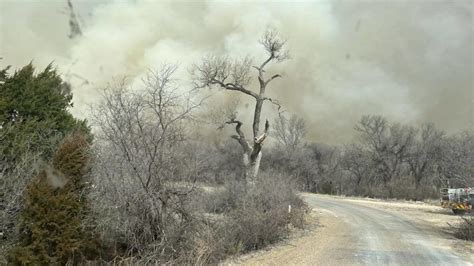 Texas Wildfire Becomes Second Largest Fire In Us History Bbc Newsround