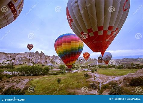 Cappadocia Turchia GIUGNO 01 2018 Festival Dei Palloni Volo Su Un