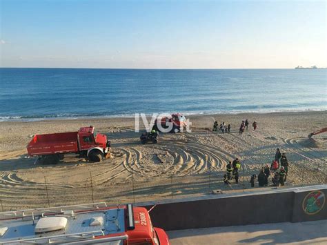 Savona La Caserma Dei Vigili Del Fuoco Ha Aperto Le Porte Decine Di