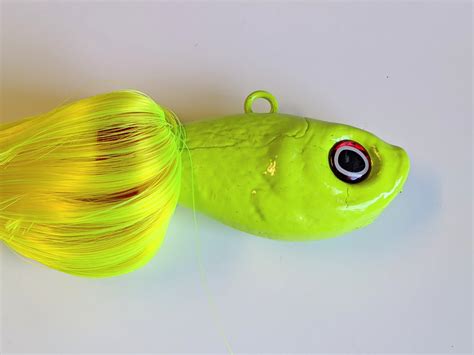 Ultra Mojo Lure Swing Hook W Shad Body Bucktail Lures