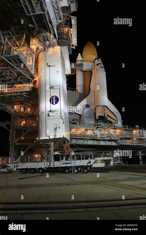 Lifting The Hubble Discovery The Space Shuttles