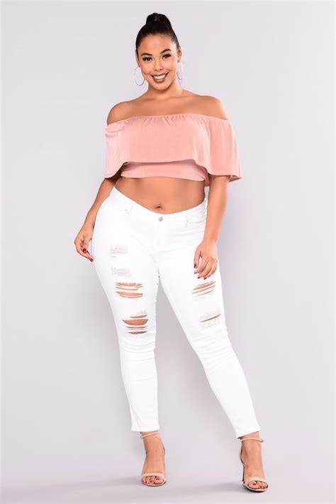 en Tabria Majors Plus Size Model