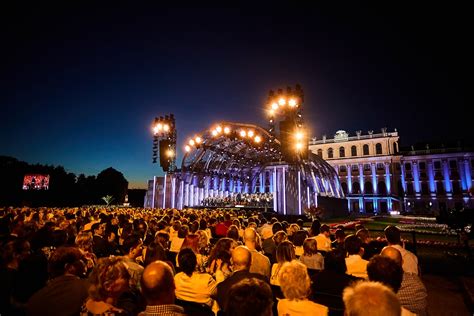 Vienna Philharmonics Summer Night Concert Features The Glp X5 Live