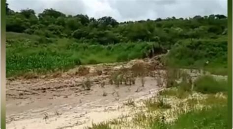 Açude se rompe no Sítio Guaribas Várzea Alegre Agora