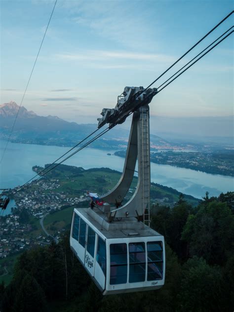 File Luftseilbahn Weggis Rigi Wikimedia Commons Off