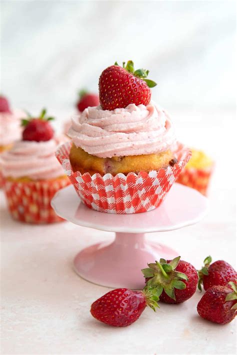 Keto Strawberry Cupcakes All Day I Dream About Food