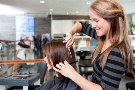 5 Reasons To Consider A Cosmetology Career Creative Images Institute Of Cosmetology