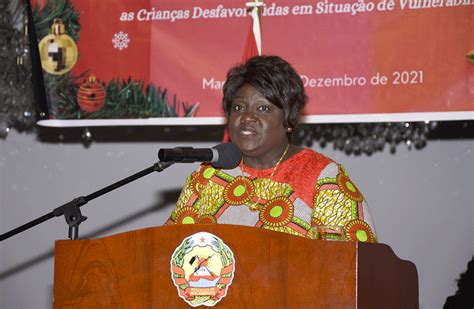 Isaura Nyusi Pede Bons Exemplos Para Induzir Comportamento Das Crian As