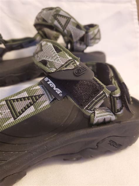 Mens 9 Teva Hurricane XLT Sport Water Sandals Green B Gem