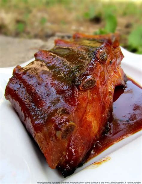 Ribs Crousti Moelleux Laqués Avec Une Sauce Aux épices Et Sirop D