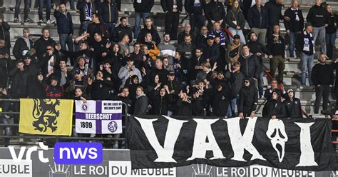 Le Beerschot R Agit Au Comportement Raciste De Ses Fans Belgeo