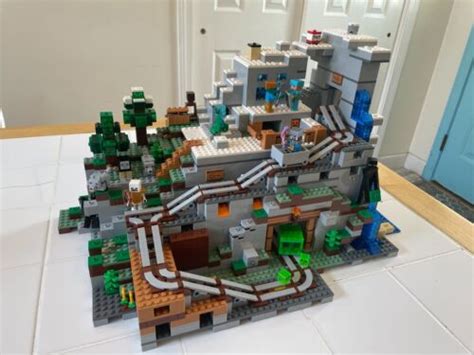 Lego Minecraft Mountain Cave Set 21137 Sémabul Thailand Ubuy