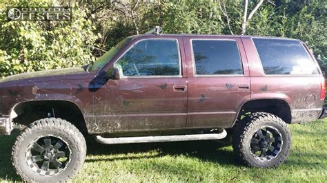 Wheel Offset 1997 Chevrolet Tahoe Slightly Aggressive Suspension Lift 6