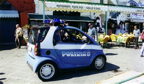 16 Truly Awesome Police Cars