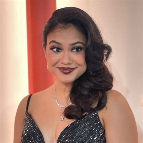 Aditi Sridhar Aditisridhar On Threads