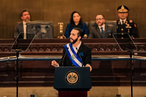 Nayib Bukele solicita reducir alcaldías a 44 y diputados a 60 El