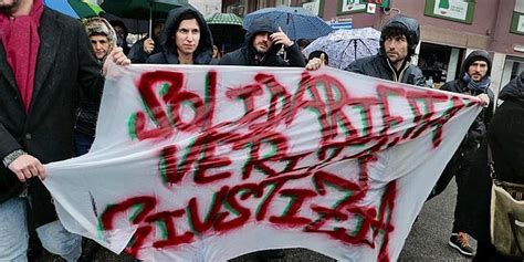 A Crotone Un Corteo Per Le Vittime Del Naufragio Di Cutro Schlein