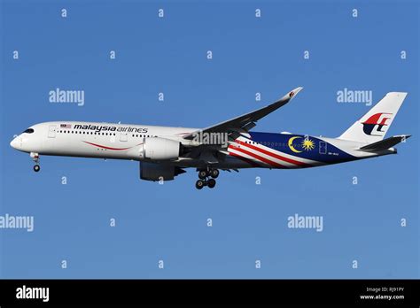 Airbus A M Mag Of Malaysia Airlines Stock Photo Alamy