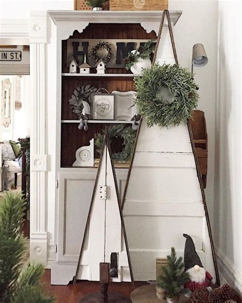 39 Superb Primitive Country Christmas Trees Ideas To Copy Right Now In