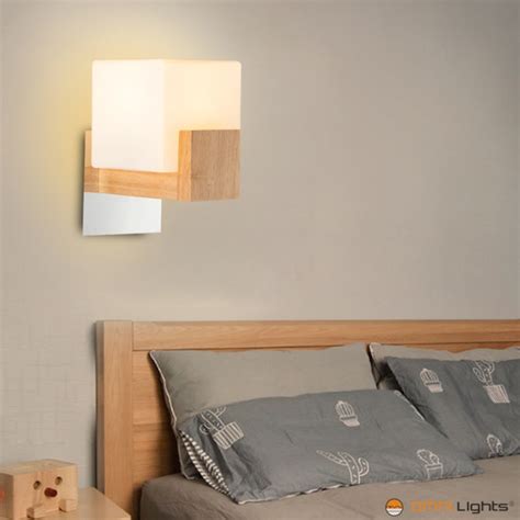 Wooden Base Cubic Glass Wall Lamp Shade For Restaurant Hotel Bedroom Wooden Wall Bracket Omni