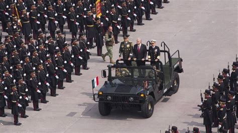 Encabeza Amlo Desfile Militar Por El 213 Aniversario De La Independencia De México Nv Noticias