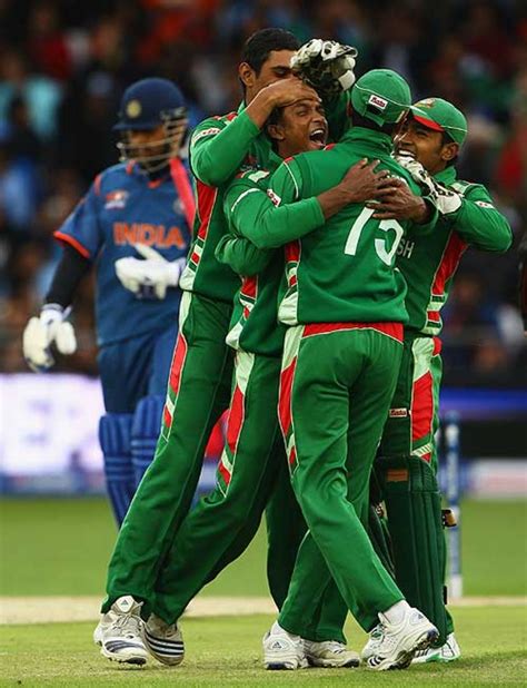 Naeem Islam Is Mobbed After Bowling MS Dhoni ESPNcricinfo