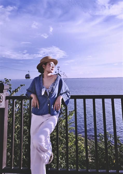 Hot girl quê Nghệ An vợ cầu thủ Phan Văn Đức gây sốt khi diện bikini