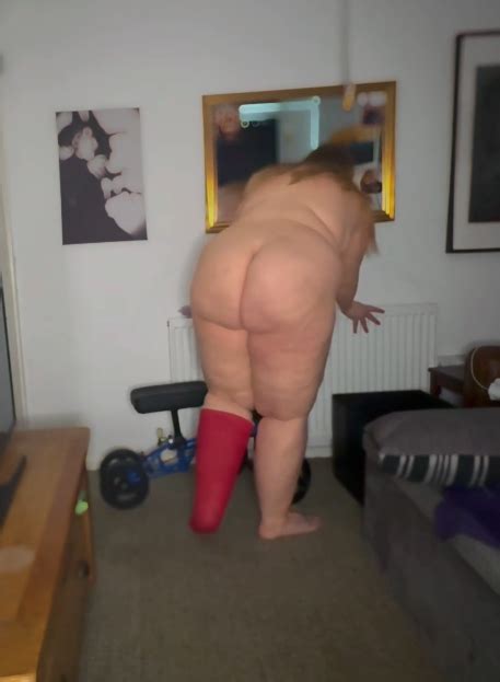 Bbw In A Red Cast ThisVid
