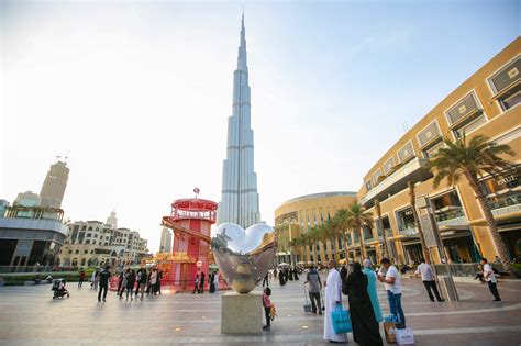 Dubai Mall's Fashion Avenue to host region's largest collection of luxury brands