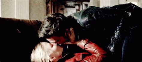 Kissing Killian Jones Kissing Killian Jones Captain Hook