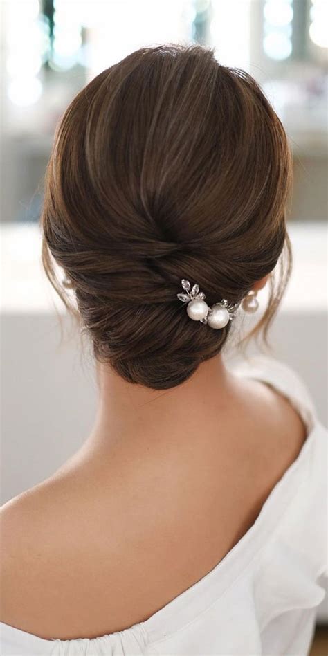 Best Wedding Hairstyles For Brides Brunette Low Updo