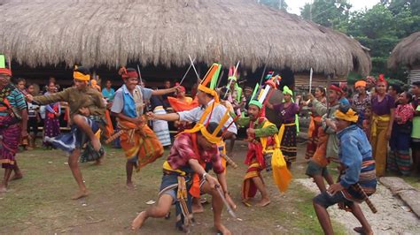 Rangkaian Ritual Budaya Menyambut Pesta Adat Wolek Suku Kodi Sumba