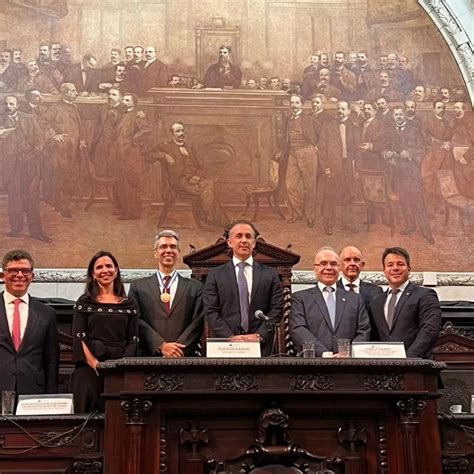 Desembargador Federal Guilherme Calmon Recebeu Homenagem Da Alerj Nesta