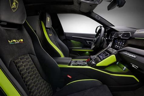 Rent Lamborghini Urus Graphite Capsule My In Dubai