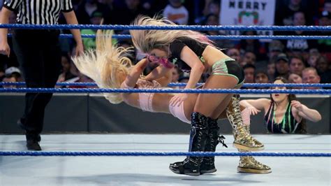 Women Of Wwe — Smackdown 12 6 19 Alexa Bliss Vs Mandy Rose