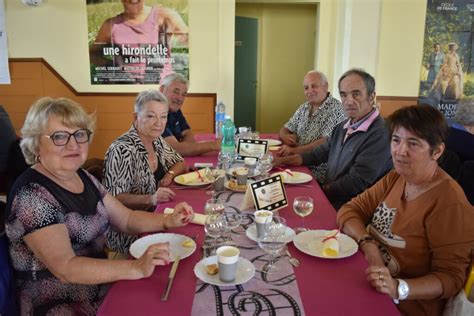 L Aind Pendant Saint Jean Sur Veyle Un Repas Des A N S Sur Le Th Me