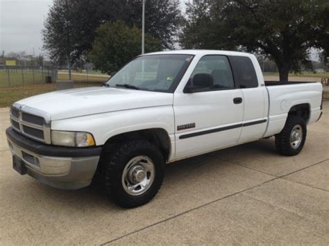 1999 Dodge Ram 2500 5 9 24v Cummins Turbo Diesel 82k Miles 2wd Quad Cab Laramie