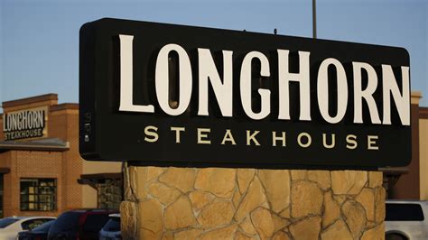 Longhorn Steakhouse Never Uses Frozen Steaks Here S Why