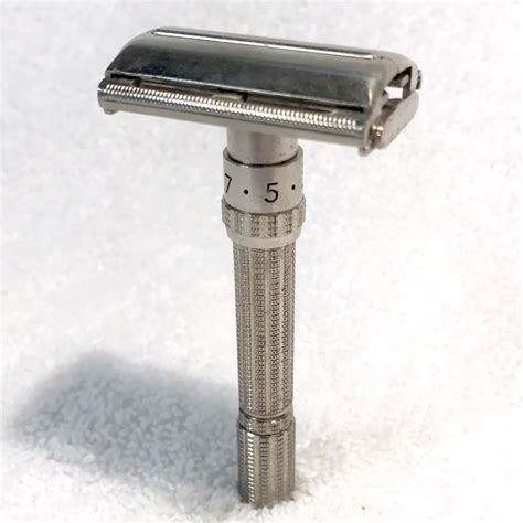 Vintage Gillette Safety Razor 1962 H4 Slim Adjustable Tto Clean Ebay