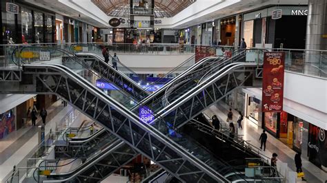 Lo último Muere Una Mujer Al Caer Desde Un Tercer Piso En El Centro Comercial Gran Estación