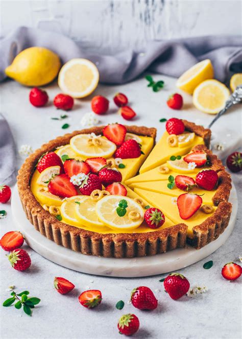 Zitronen Tarte Mit Erdbeeren Vegan Glutenfrei Bianca Zapatka Rezepte